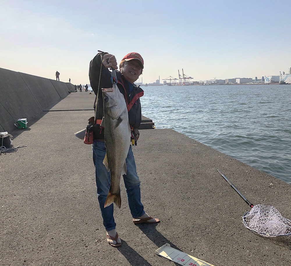 始めて太刀魚釣りました